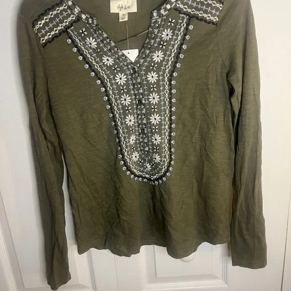 Style & Co. Olive Embroidered Women's Top - Picture 2 of 4